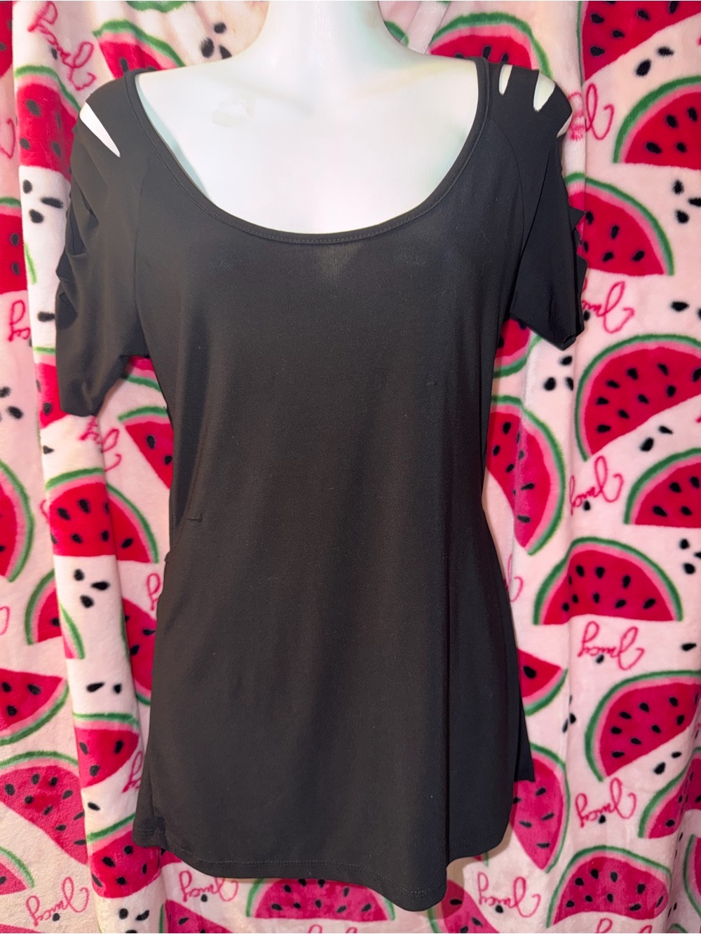 🖤 Frederick's of Hollywood Scoop Neck Short Sleeve Top with Shoulder Slits